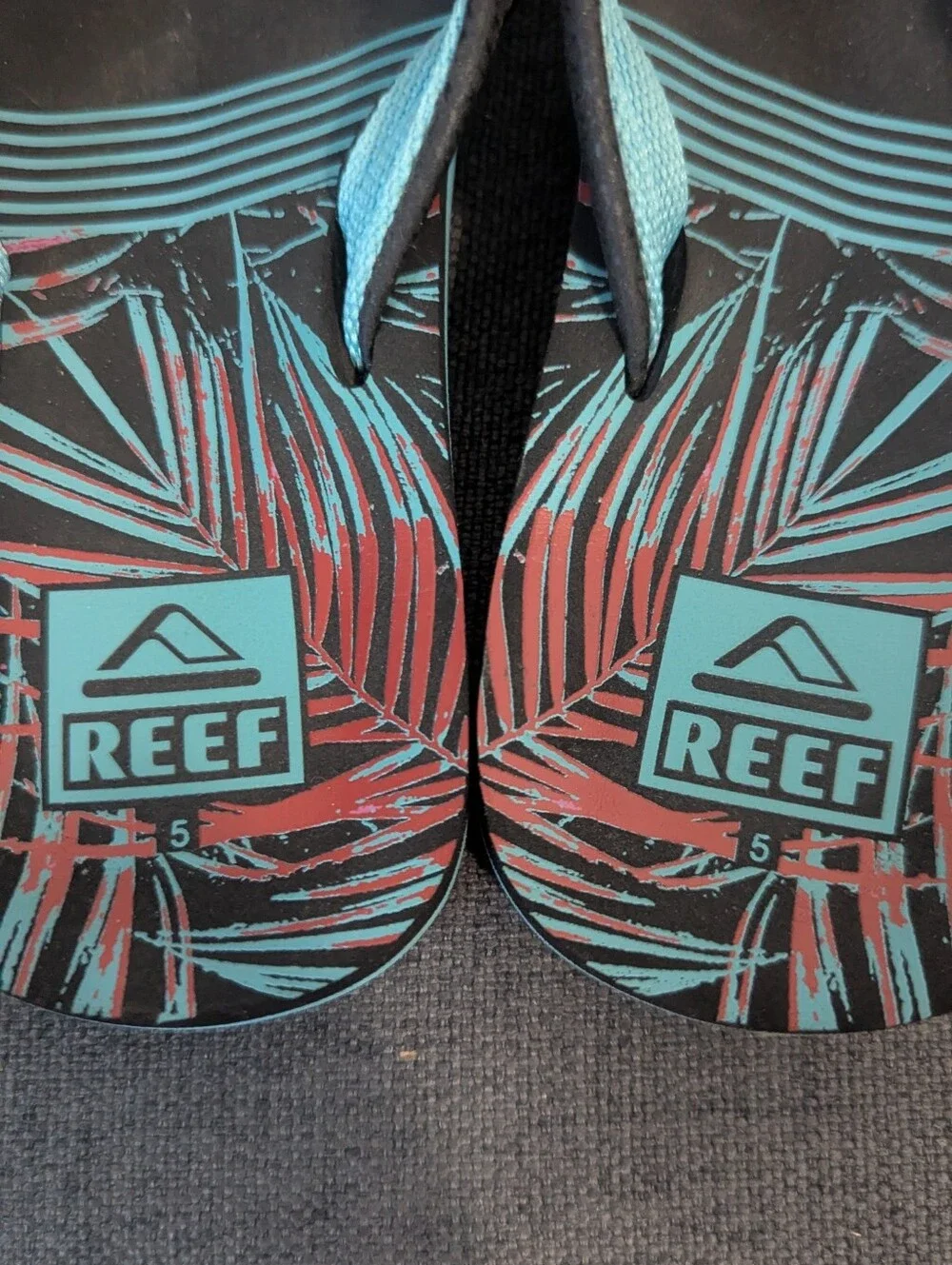 Reef casual flip